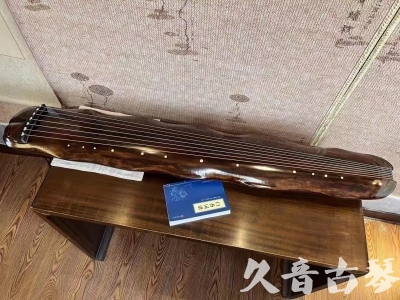 信阳市●久音古琴  ●今日推荐 20230830 【冰丝断纹蕉叶】